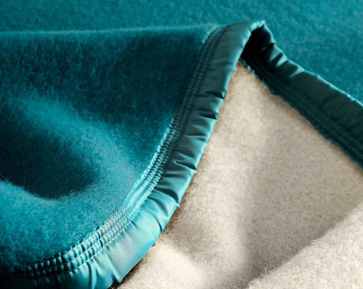 Couverture VOLTA Cèdre Blanchi