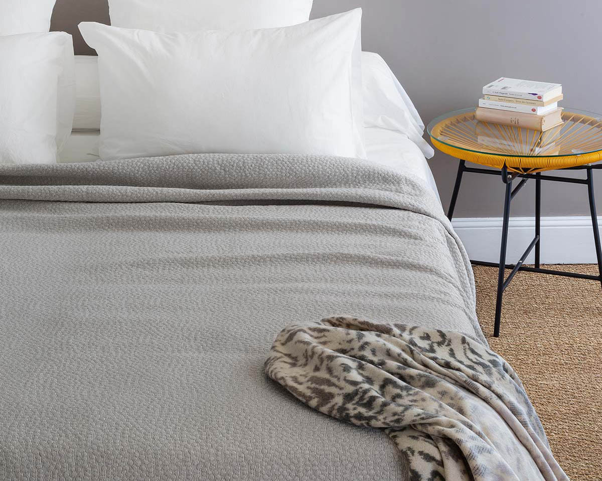 Dessus de lit CAMARGUE Perle